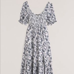 ✨Smocked Mini Abercrombie Dress✨